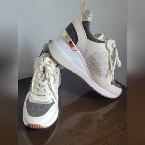 MICHAEL KORS Wedge Fashion Tennis 7.5